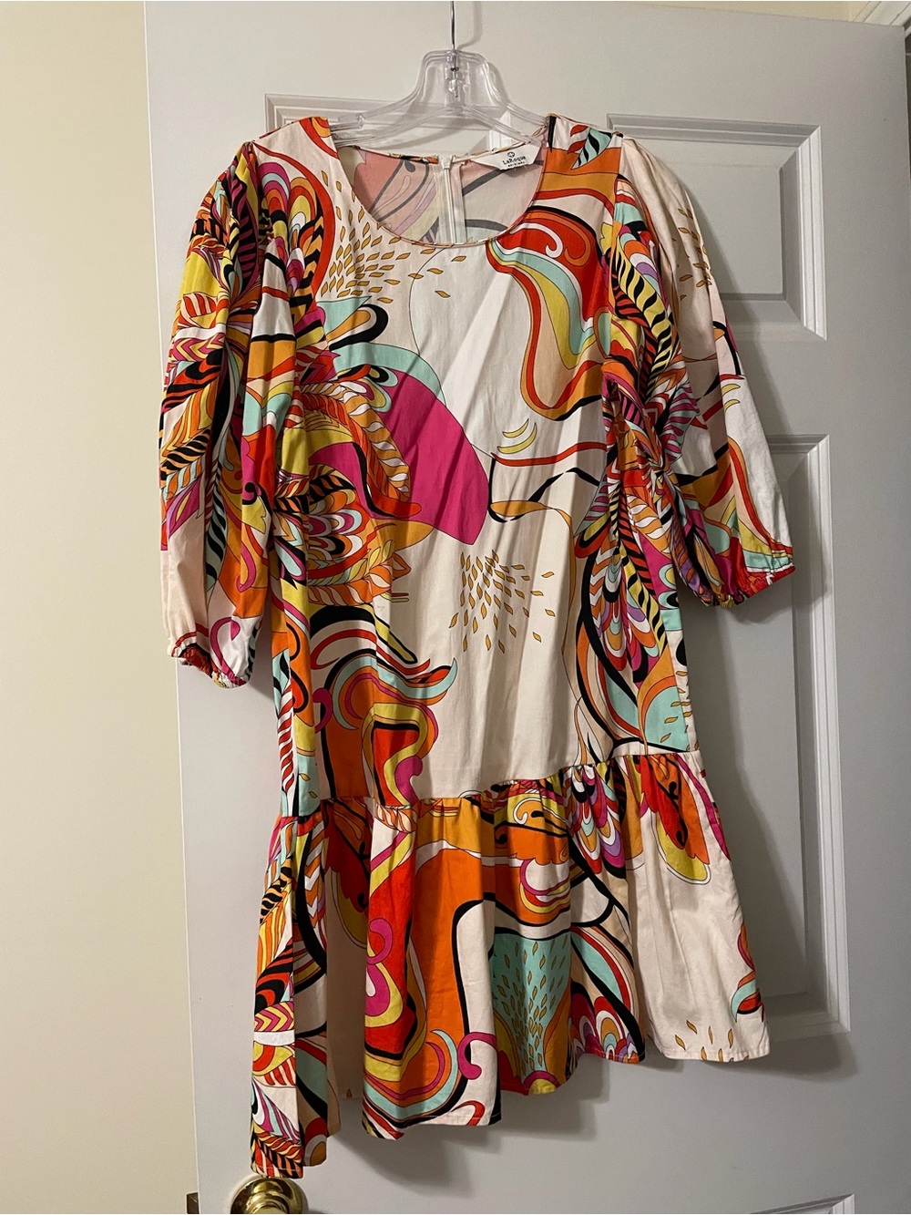 Vibrant Multicolor Abstract Mini Dress with Tiered Hem
